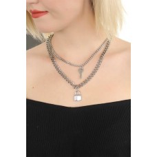 Gümüş Renk Çift Zincirli Anahtar ve Kilit Kadın Çelik Kolye Gümüş Renk Çift Zincirli Anahtar ve Kilit Kadın Çelik Kolye