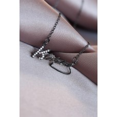 Atatürk İmzası Tasarımlı Siyah Renk Taşlı Kadın Kolye Atatürk İmzası Tasarımlı Siyah Renk Taşlı Kadın Kolye