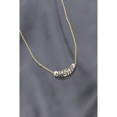 Gold Metal Aksesuarlı Kolye Gold Metal Aksesuarlı Kolye