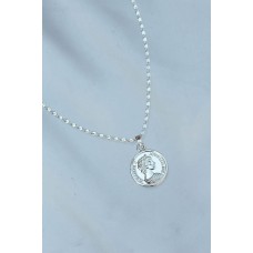 Özel Tasarım Gümüş Metal Elizabeth Kolye Özel Tasarım Gümüş Metal Elizabeth Kolye