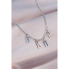 Yeni Sezon Baby Yazılı Gümüş Renk Sallantılı Kadın Kolye Yeni Sezon Baby Yazılı Gümüş Renk Sallantılı Kadın Kolye