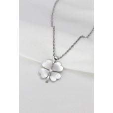 Çelik Silver Renk Orta Boy Yonca Kolye Çelik Silver Renk Orta Boy Yonca Kolye