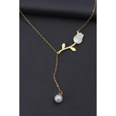 Çelik Gold Renk İnci Detaylı Sedefli Lale Tasarımlı Kadın Kolye Çelik Gold Renk İnci Detaylı Sedefli Lale Tasarımlı Kadın Kolye