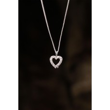 Silver Renk Metal Zirkon Taşlı Kalp Detaylı Kadın Kolye Silver Renk Metal Zirkon Taşlı Kalp Detaylı Kadın Kolye