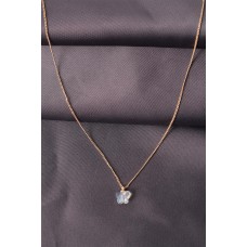 Gold Renk Metal Zirkon Taşlı Buz Mavisi Minimal Kelebek Detaylı Kadın Kolye Gold Renk Metal Zirkon Taşlı Buz Mavisi Minimal Kelebek Detaylı Kadın Kolye