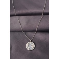 Gold Renkli Metal Zirkon Taşlı Dünya Model Kadın Kolye Gold Renkli Metal Zirkon Taşlı Dünya Model Kadın Kolye