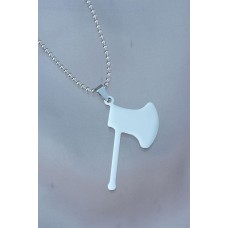 Çelik Uçlu Balta Figürlü Gümüş Renk Zincir Kolye Çelik Uçlu Balta Figürlü Gümüş Renk Zincir Kolye