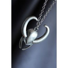 Boynuz Model Gümüş Renk Zincirli Erkek Kolye Boynuz Model Gümüş Renk Zincirli Erkek Kolye